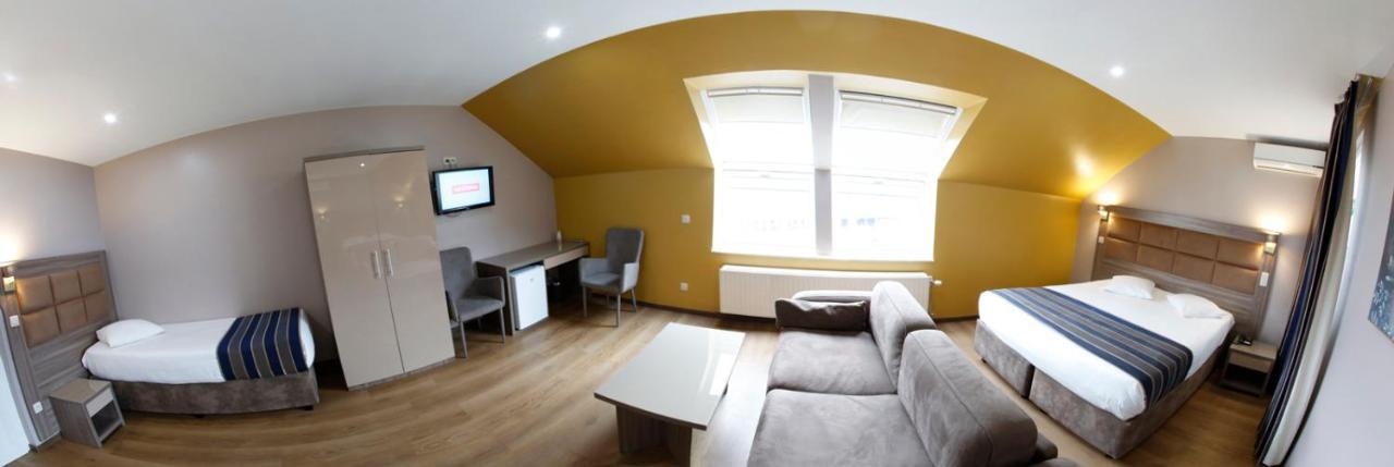 Deluxe Family Room,1177224607:JPEG
