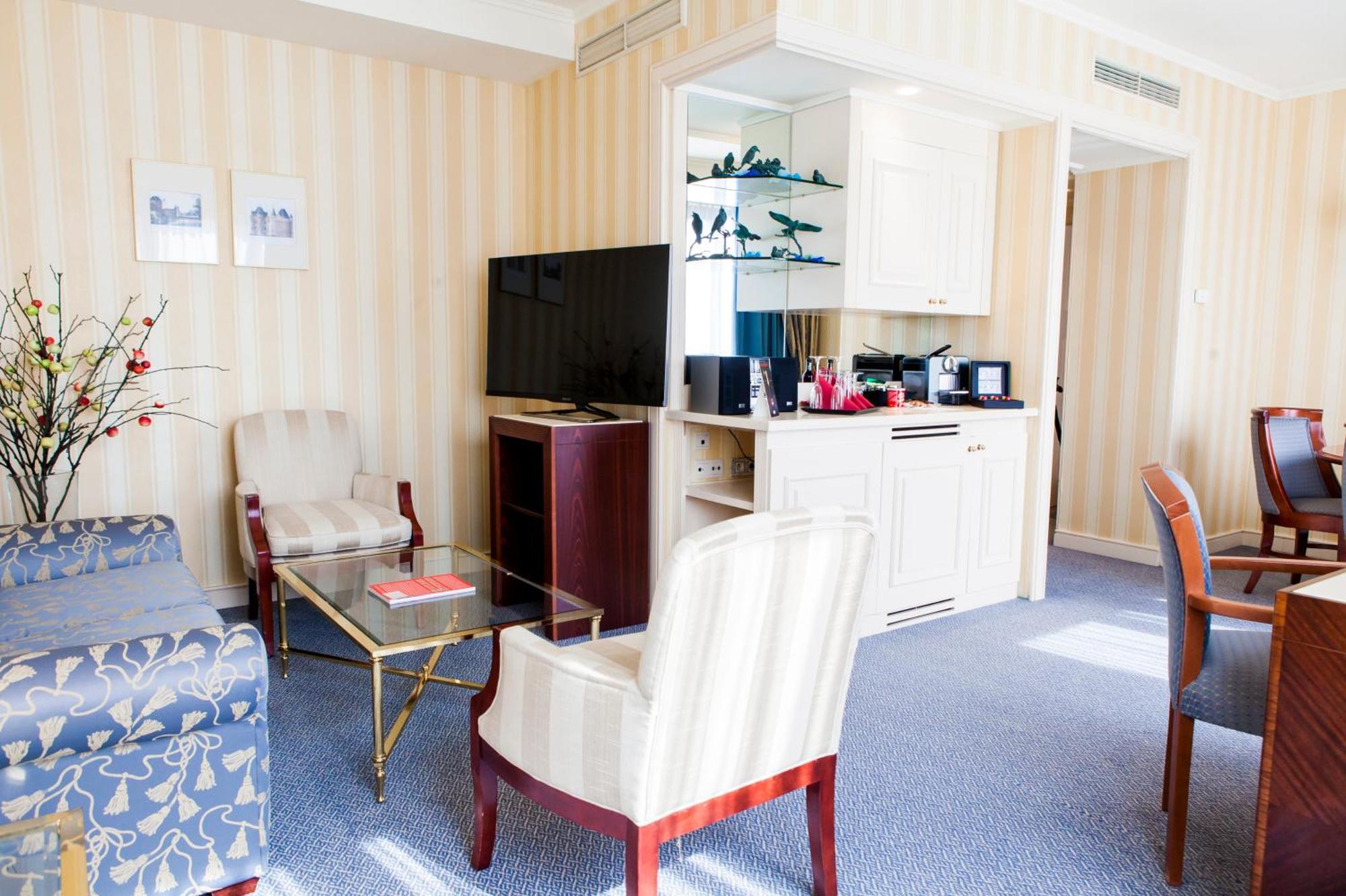 Ambassador Suite,1708237121:JPEG