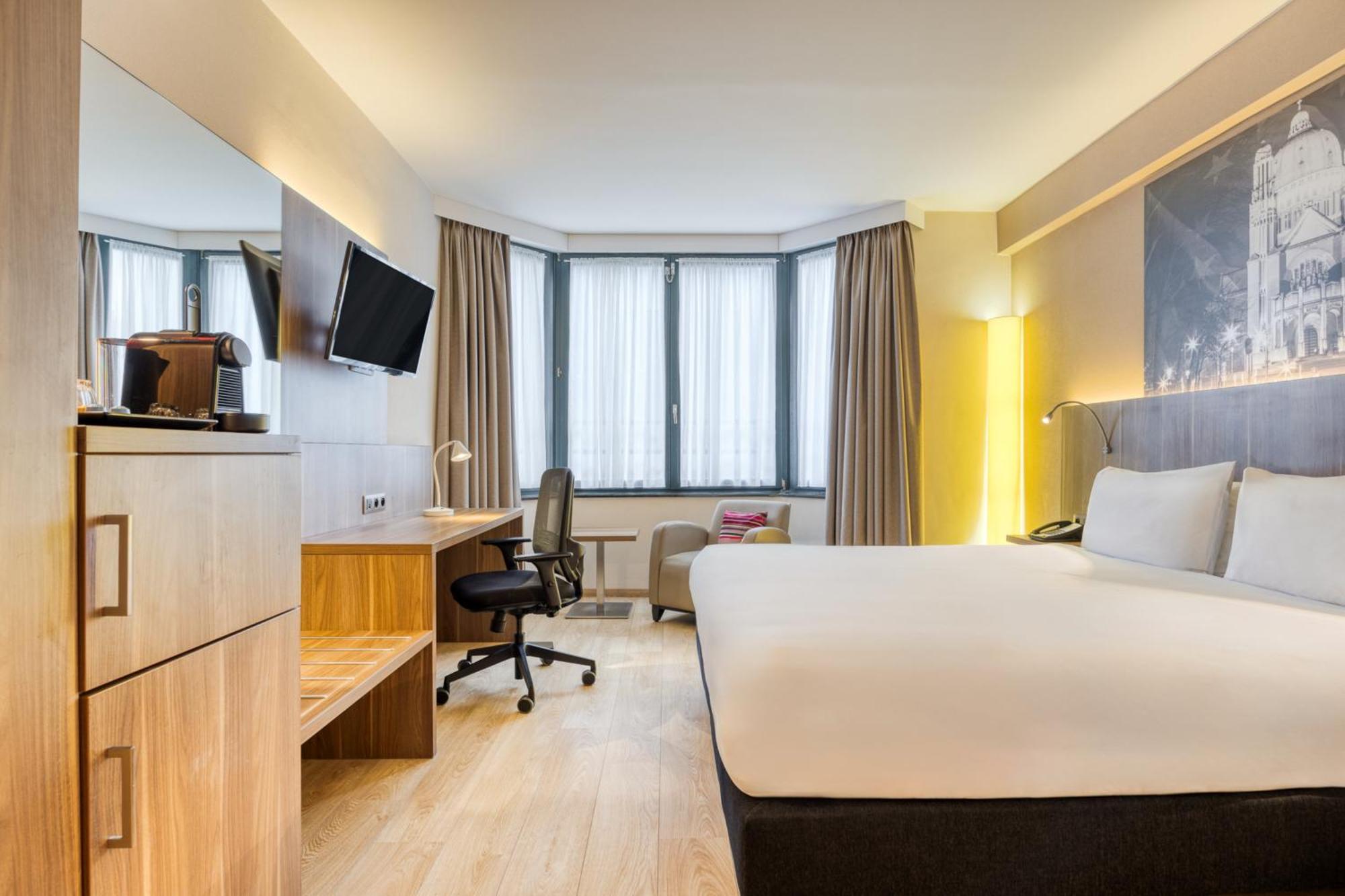 Standard King Room