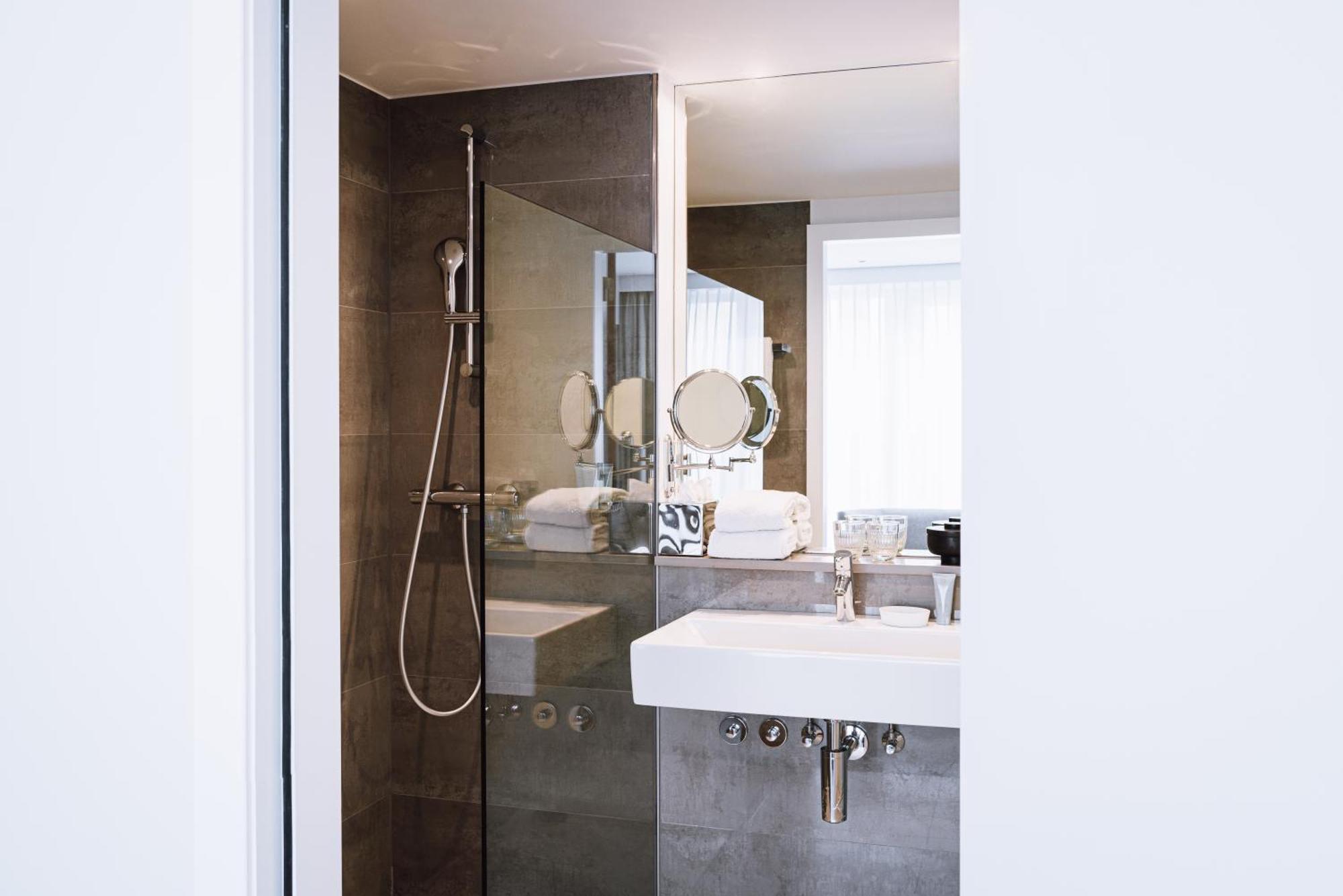 Luxury Double or Twin Room,1651171026:JPEG