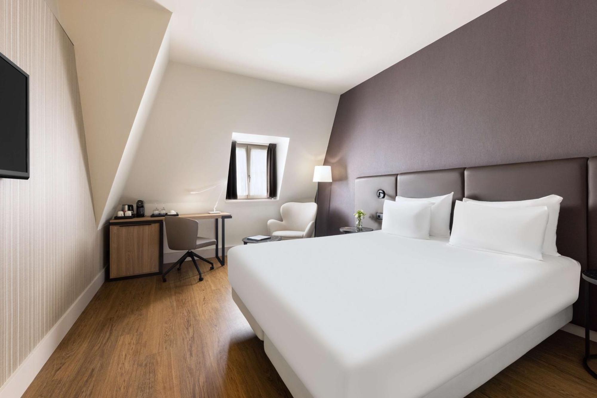 Superior Double Room,1706775029:JPEG