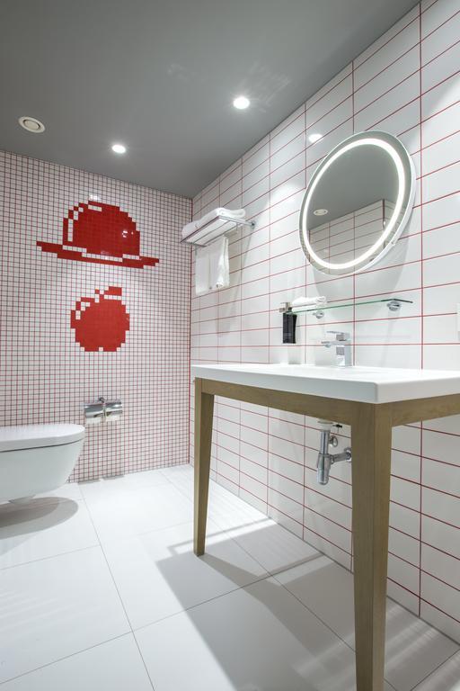 Corner Superior Room