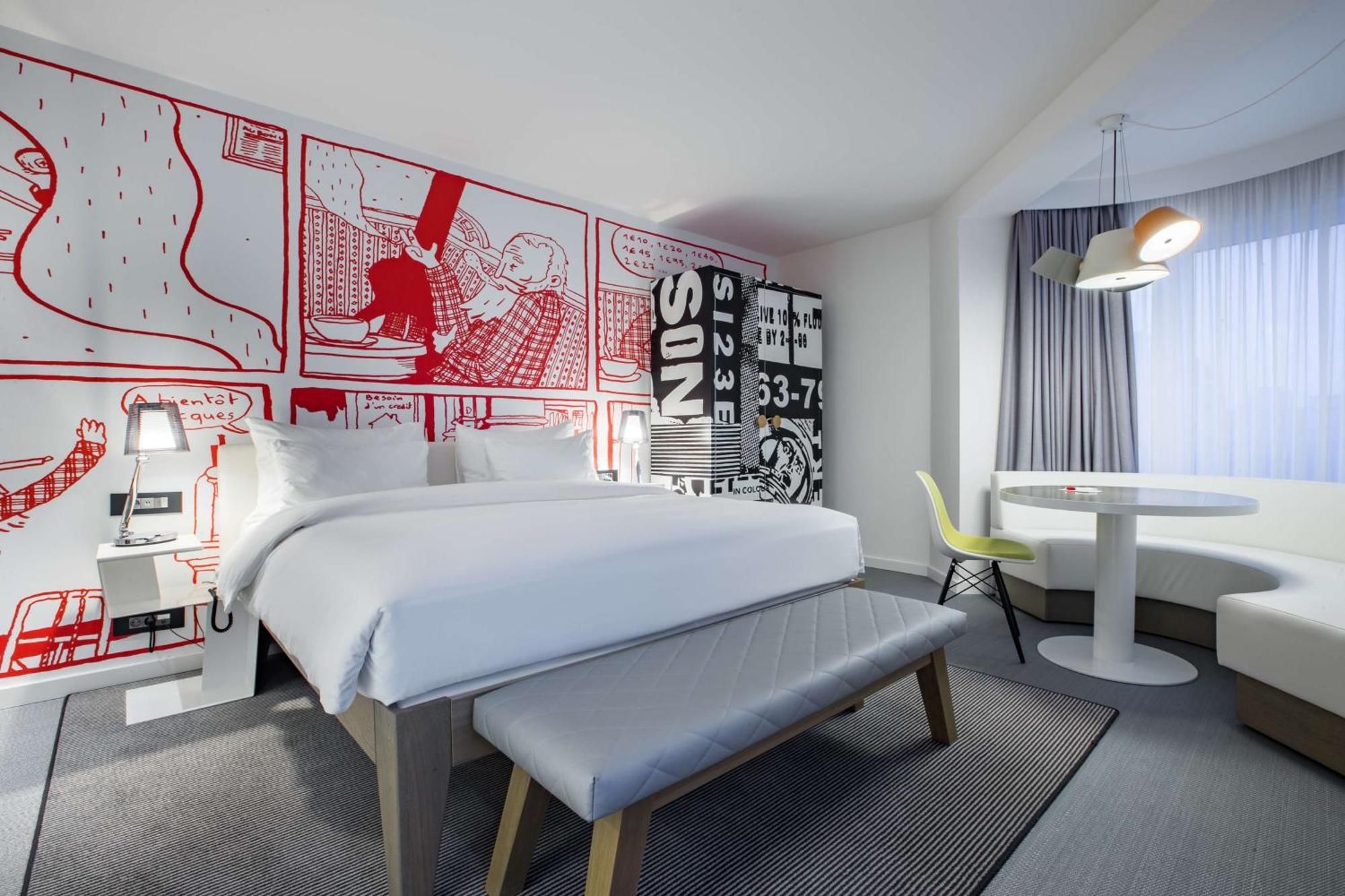 Corner Superior Room
